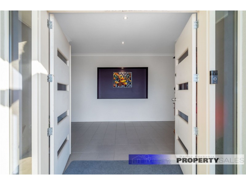 12 Ashlyn Parade, Moe VIC 3825