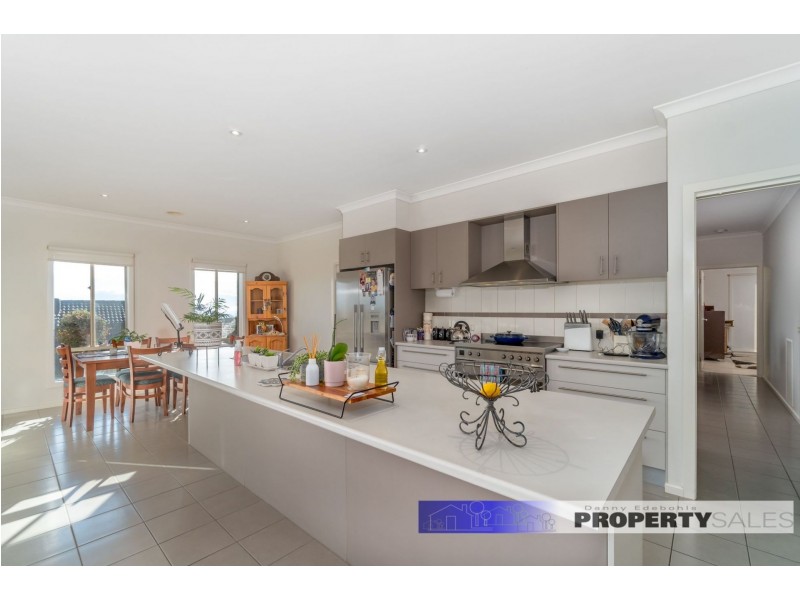 12 Ashlyn Parade, Moe VIC 3825