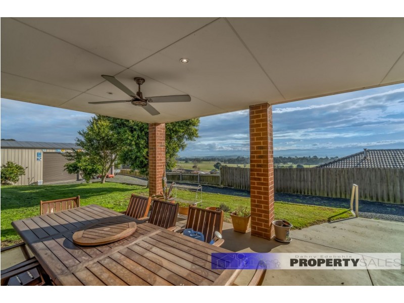 12 Ashlyn Parade, Moe VIC 3825
