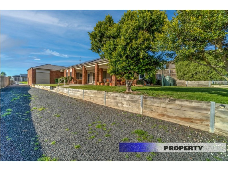 12 Ashlyn Parade, Moe VIC 3825