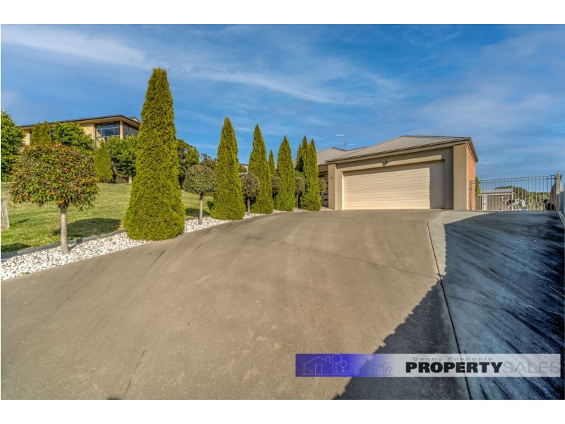 12 Ashlyn Parade, Moe VIC 3825