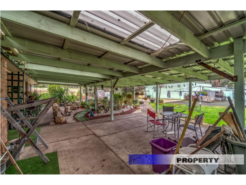 73 Haigh Street, Moe VIC 3825