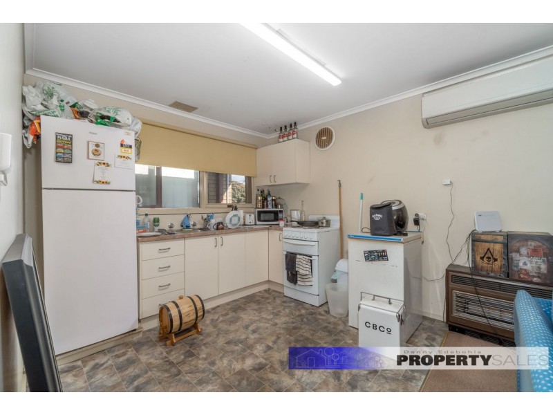 4/3 Linton Avenue, Moe VIC 3825