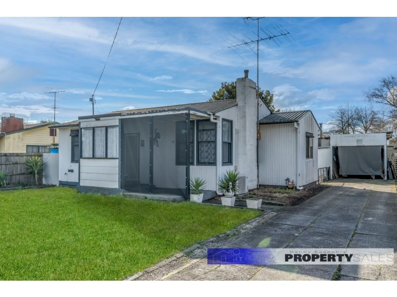 12 Hallston Street, Newborough VIC 3825