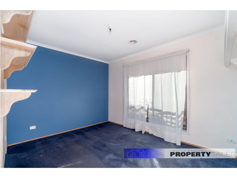 4 Merton Court, Newborough VIC 3825