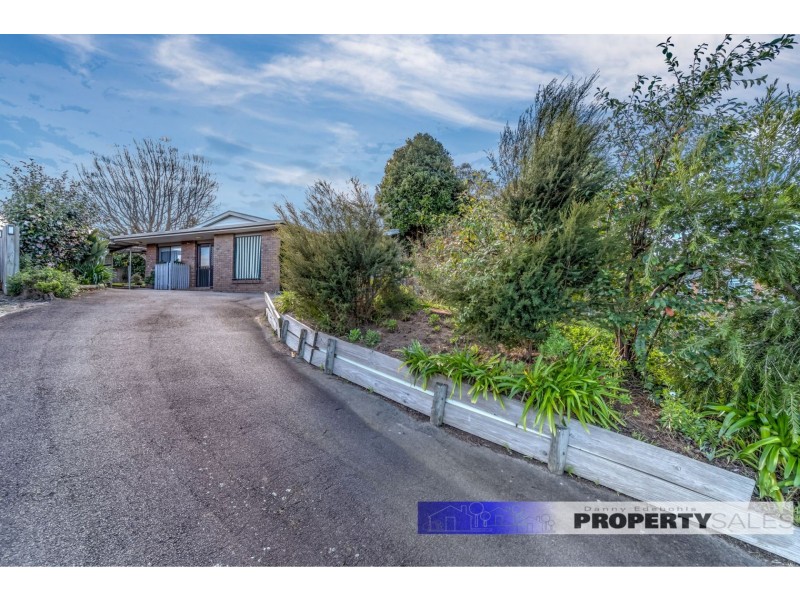 4 Merton Court, Newborough VIC 3825