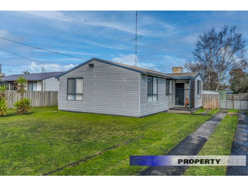 13 Thoresby Street, Newborough VIC 3825