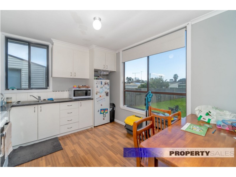 13 Thoresby Street, Newborough VIC 3825