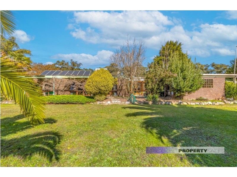 15 Haigh Street, Newborough VIC 3825