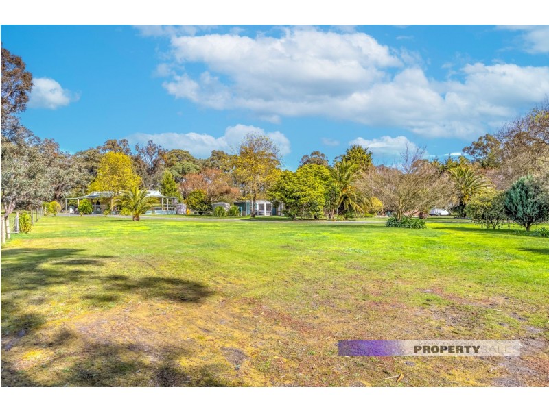 15 Haigh Street, Newborough VIC 3825