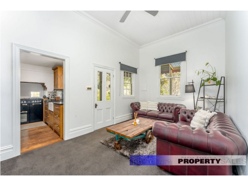 215 Main Road, Walhalla VIC 3825