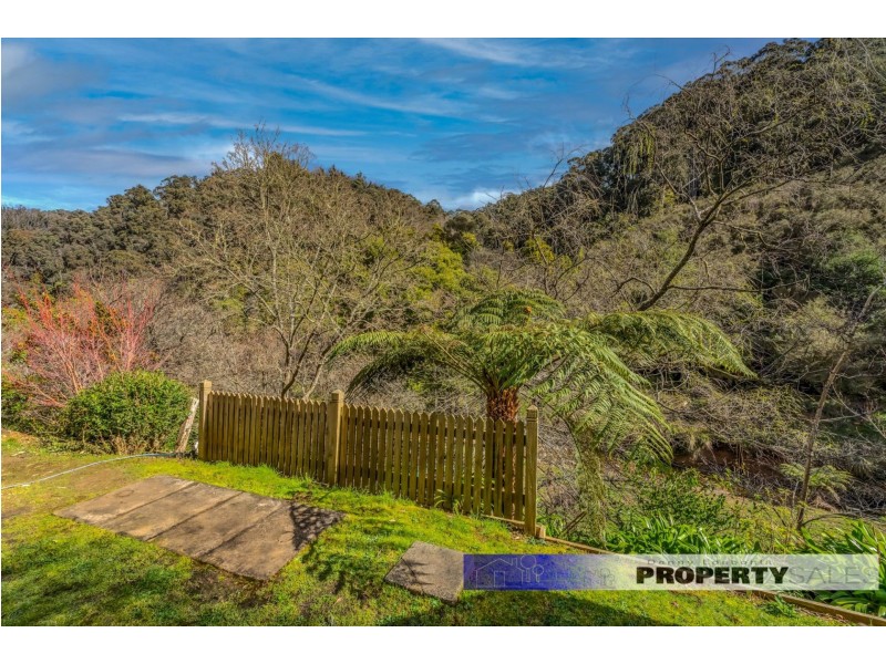 215 Main Road, Walhalla VIC 3825