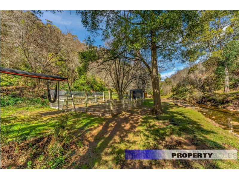 215 Main Road, Walhalla VIC 3825