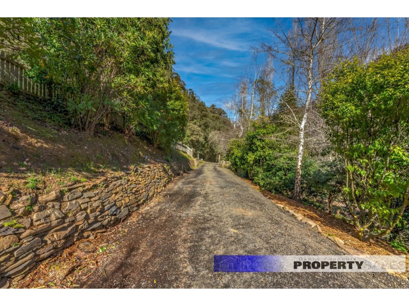 215 Main Road, Walhalla VIC 3825