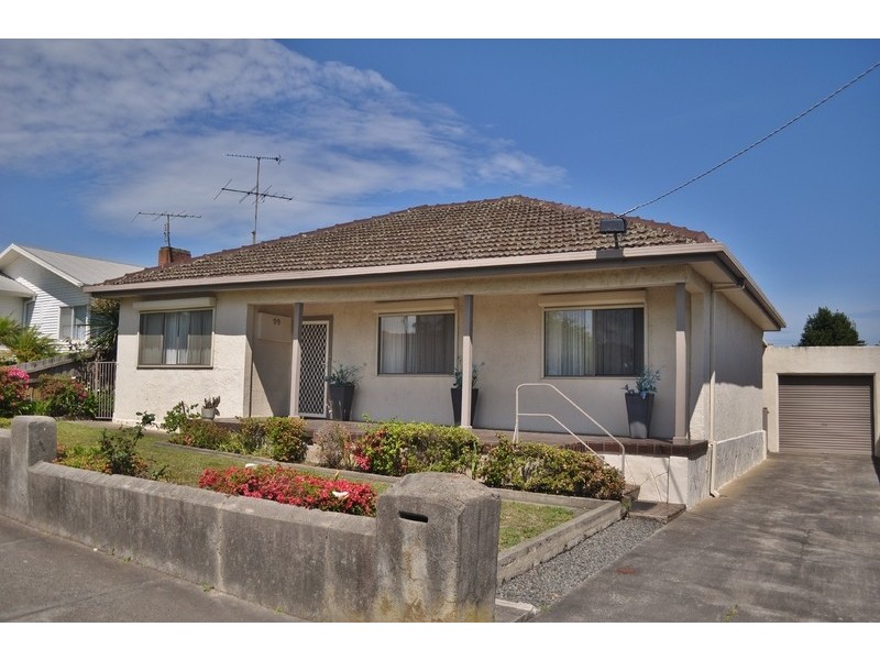 99 Torres Street, Newborough VIC 3825