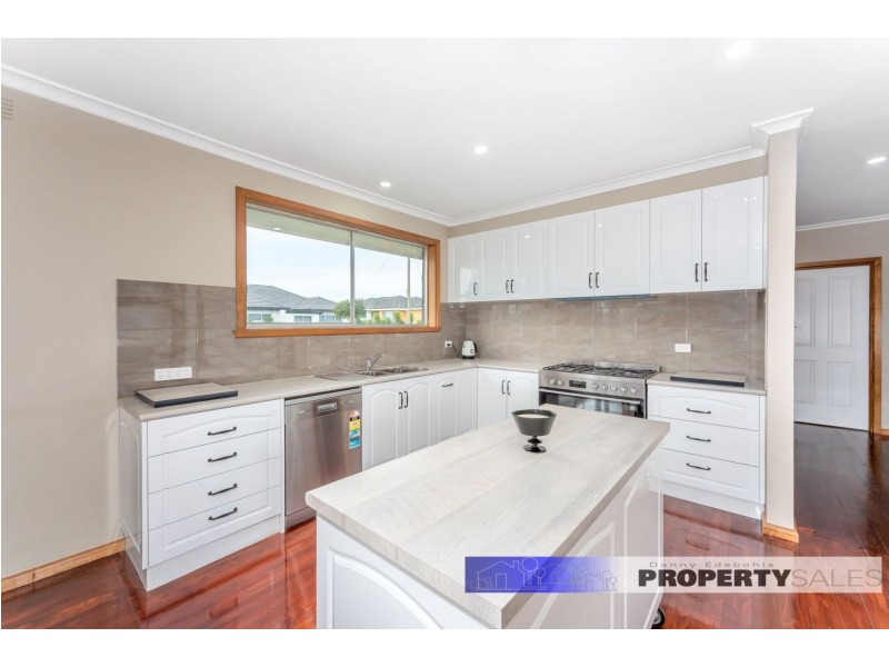 1 Desmond Street, Moe VIC 3825