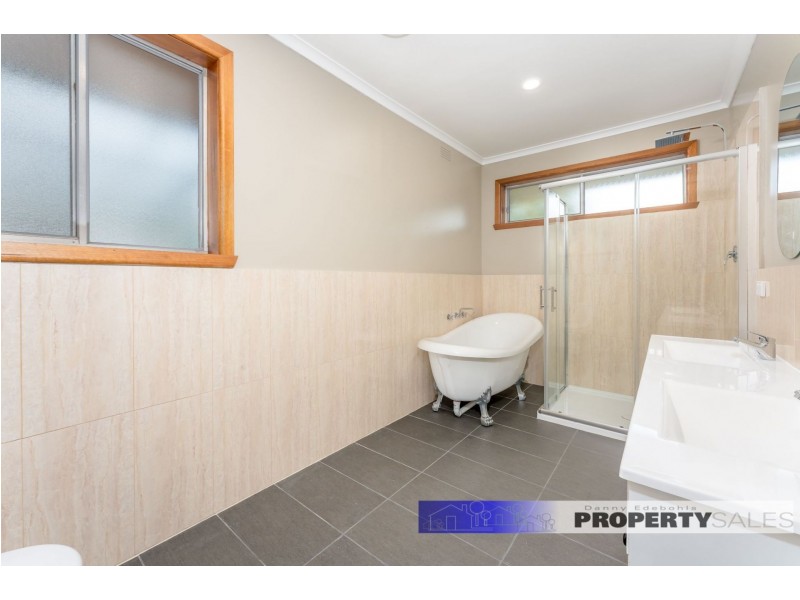 1 Desmond Street, Moe VIC 3825