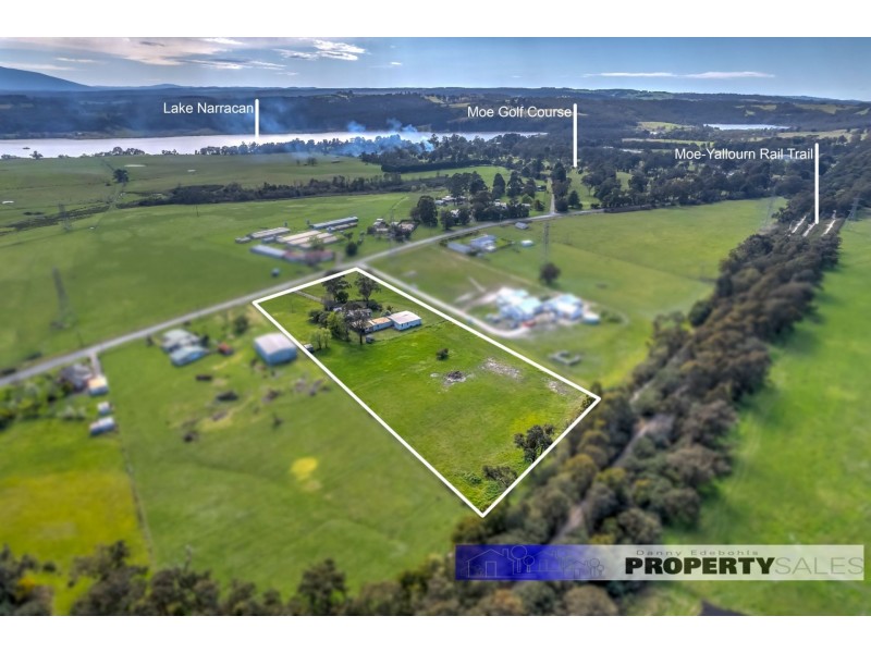 25 Thompsons Road, Newborough VIC 3825