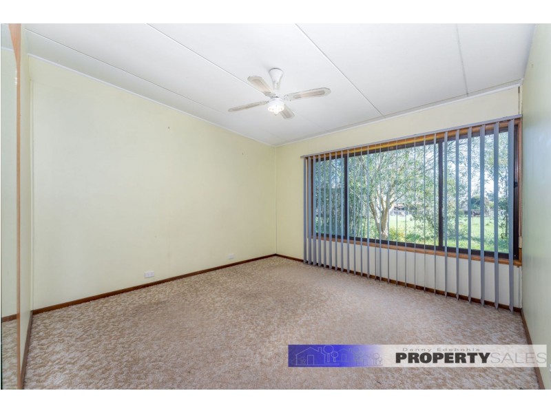 25 Thompsons Road, Newborough VIC 3825