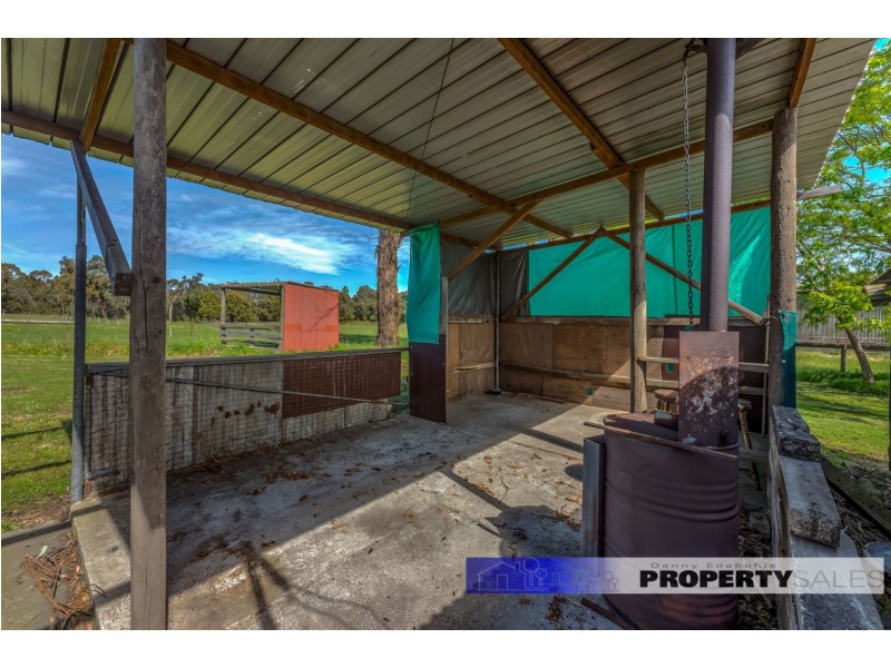 25 Thompsons Road, Newborough VIC 3825