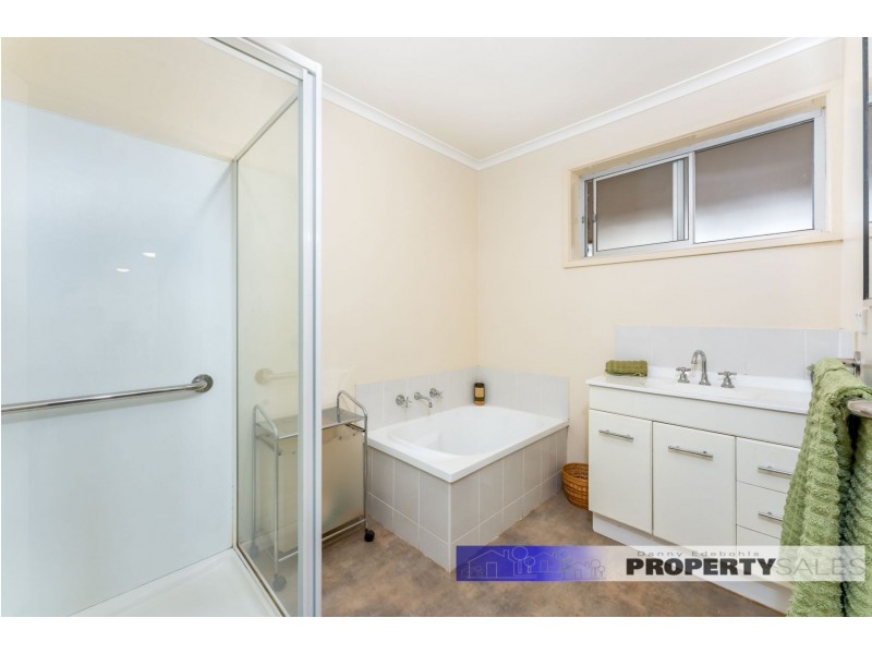 6-14 Moore Street, Erica VIC 3825