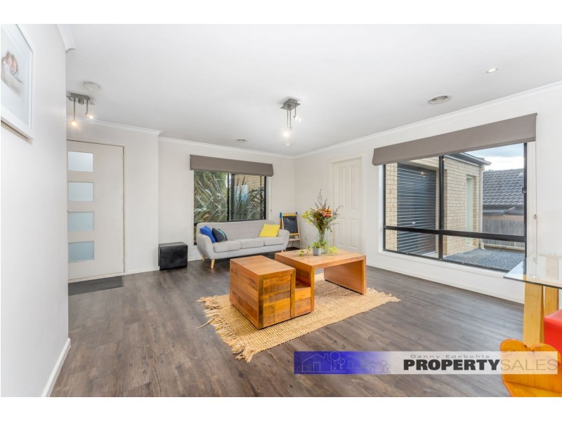 43 Scorpio Drive, Moe VIC 3825