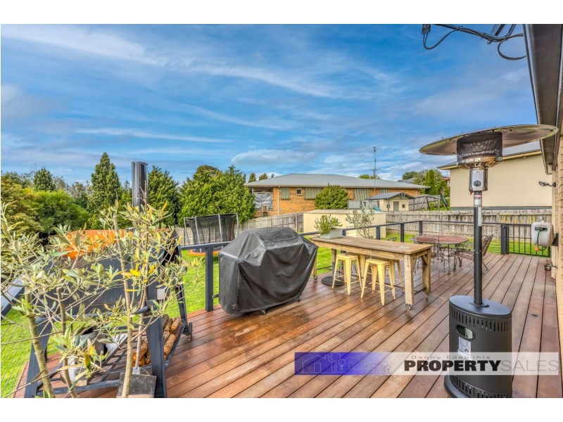 43 Scorpio Drive, Moe VIC 3825