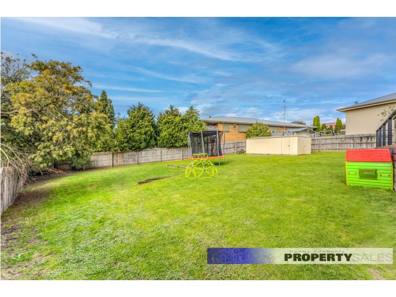 43 Scorpio Drive, Moe VIC 3825