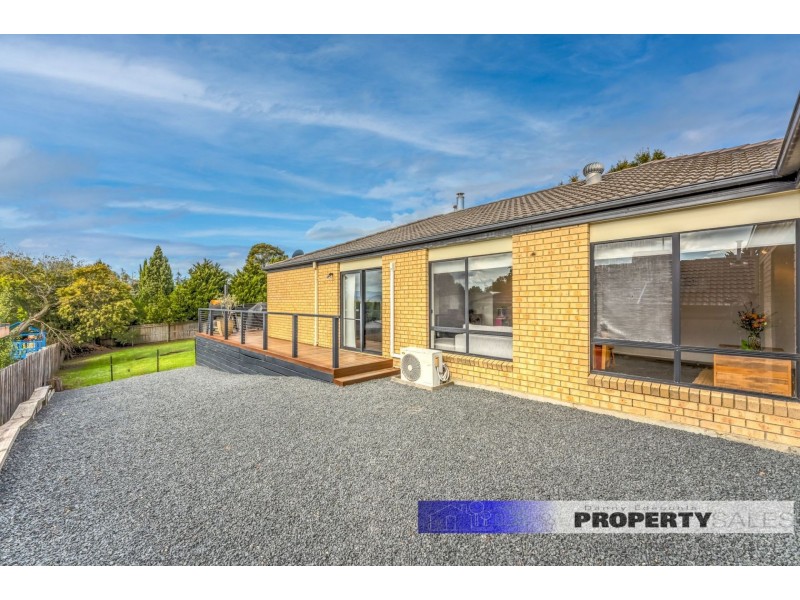 43 Scorpio Drive, Moe VIC 3825