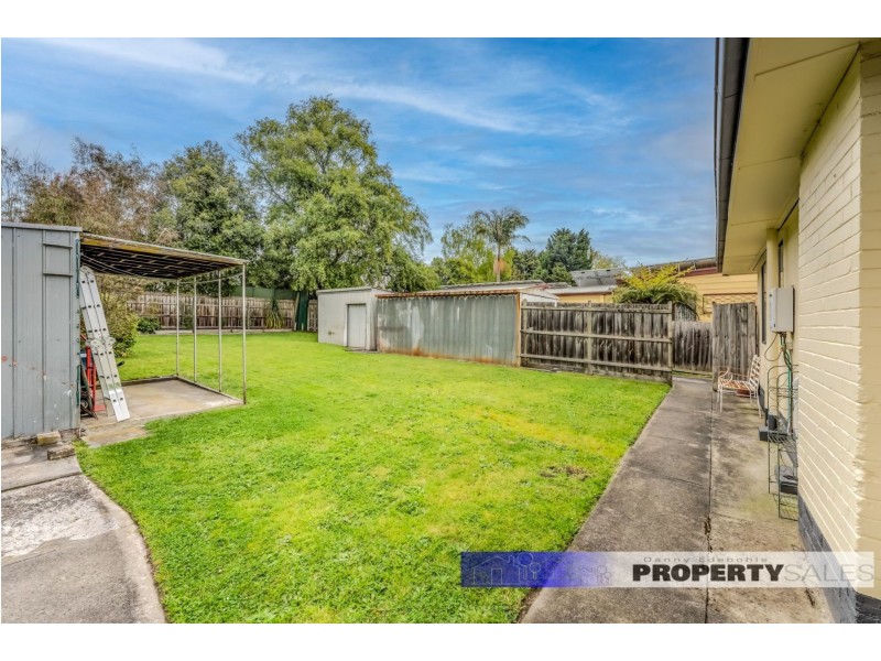73 Margaret Street, Moe VIC 3825