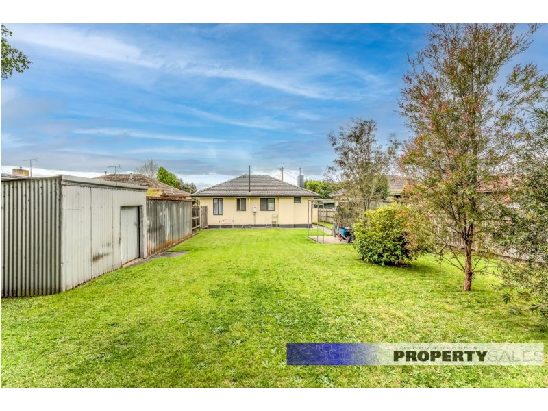 73 Margaret Street, Moe VIC 3825