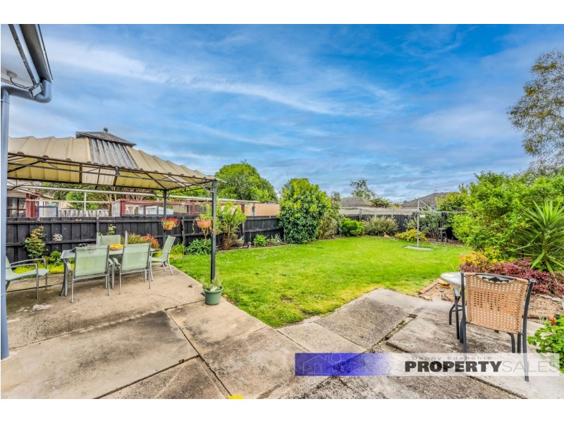 12 Marshall Avenue, Moe VIC 3825