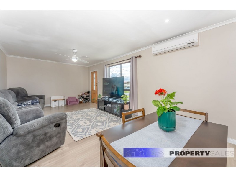 13 Mirboo Street, Newborough VIC 3825