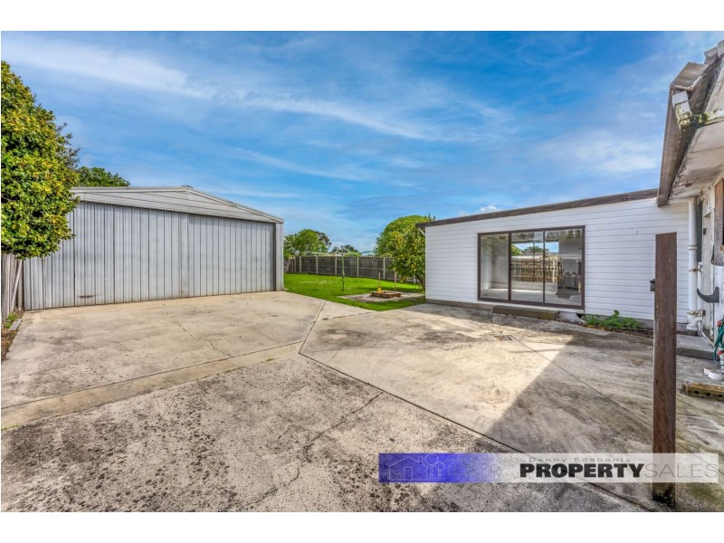 13 Mirboo Street, Newborough VIC 3825