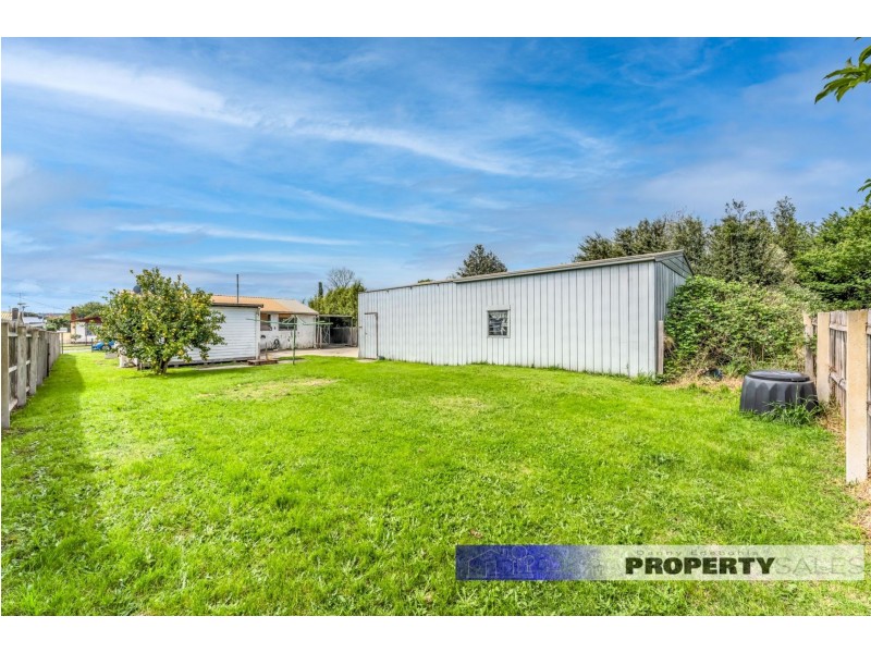 13 Mirboo Street, Newborough VIC 3825