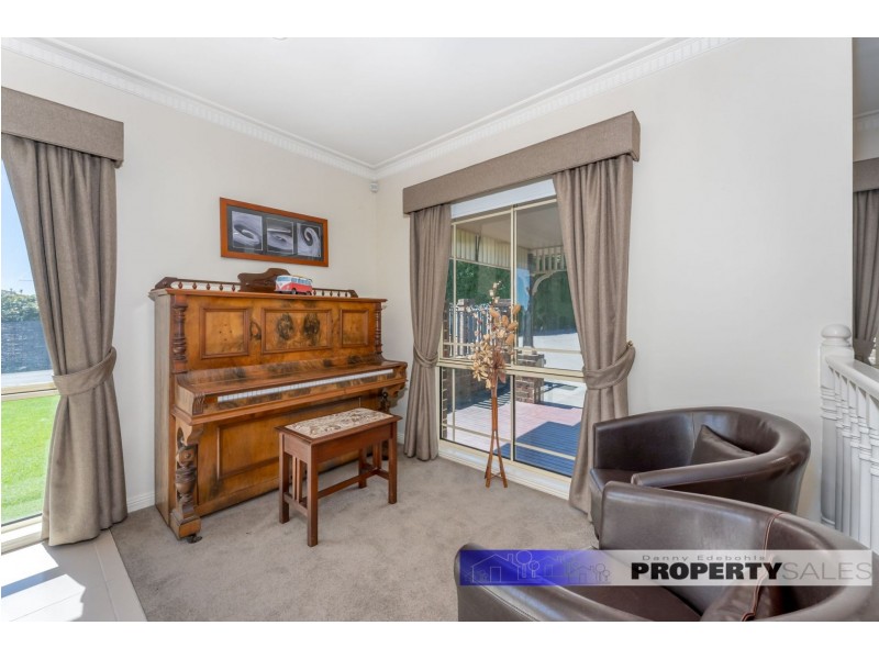 29 Comans Way, Moe VIC 3825