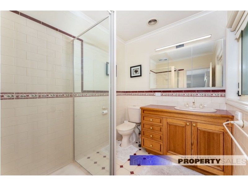 29 Comans Way, Moe VIC 3825