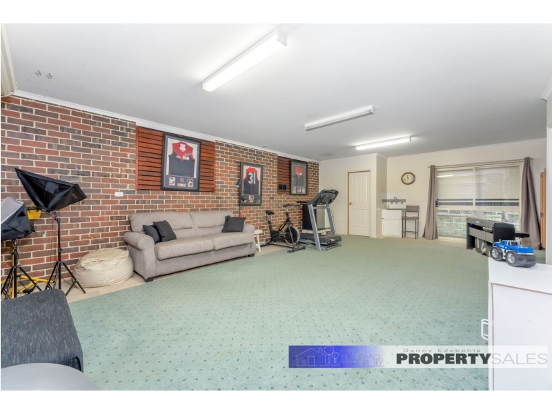 29 Comans Way, Moe VIC 3825