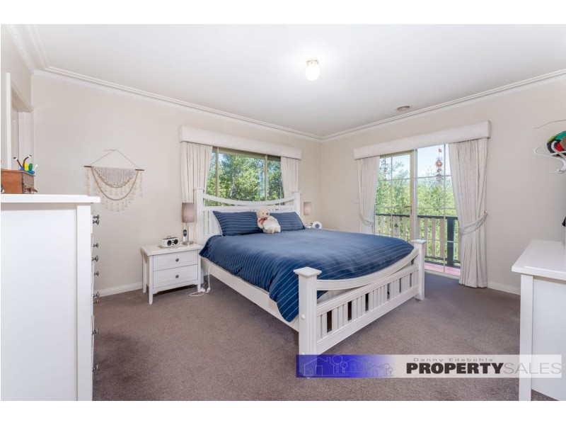 29 Comans Way, Moe VIC 3825