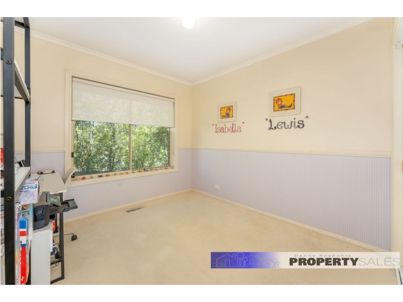 29 Comans Way, Moe VIC 3825