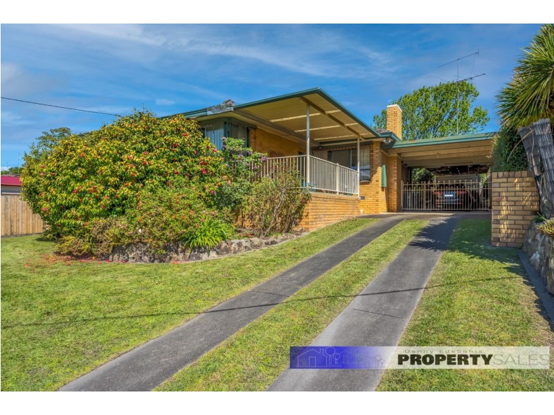 13 Paisley Street, Newborough VIC 3825