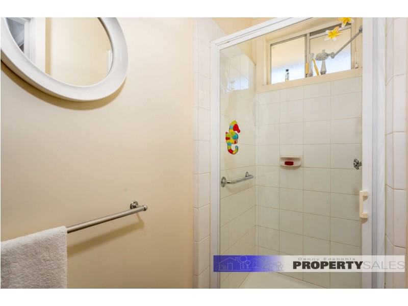 13 Paisley Street, Newborough VIC 3825