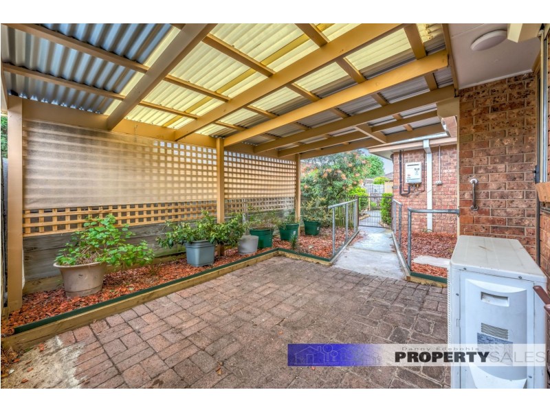 18/15 Burrage Court, Moe VIC 3825