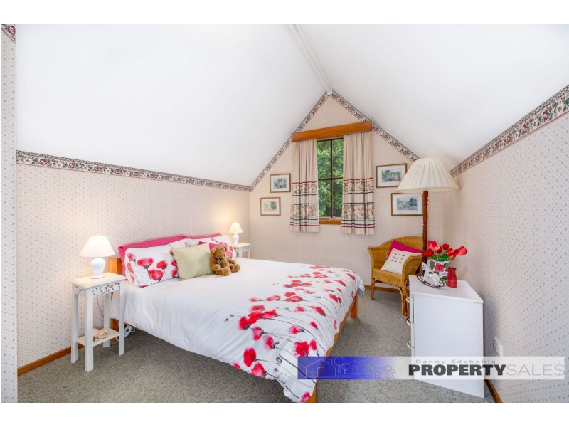 6 St Clair Ct, Rawson VIC 3825