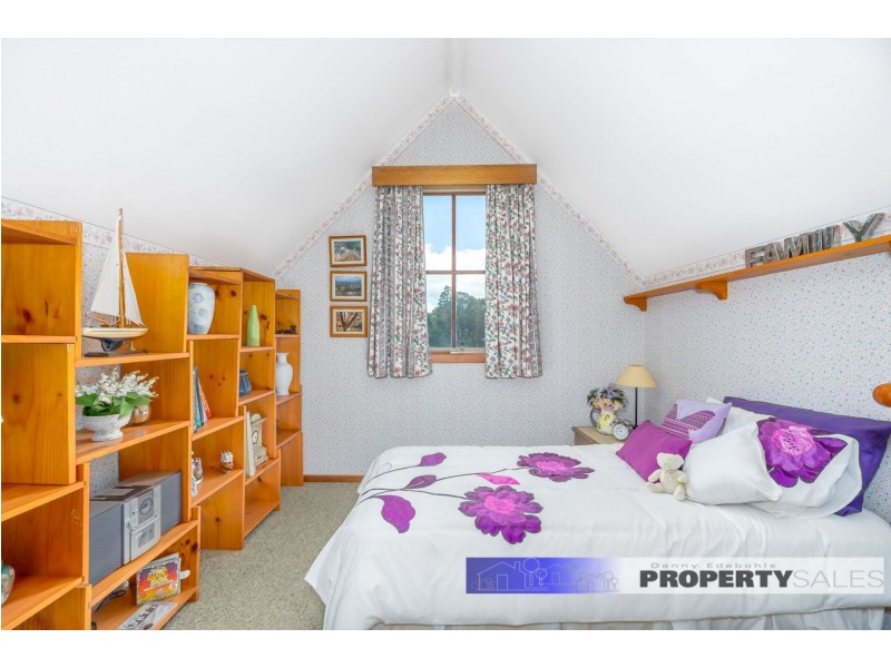 6 St Clair Ct, Rawson VIC 3825