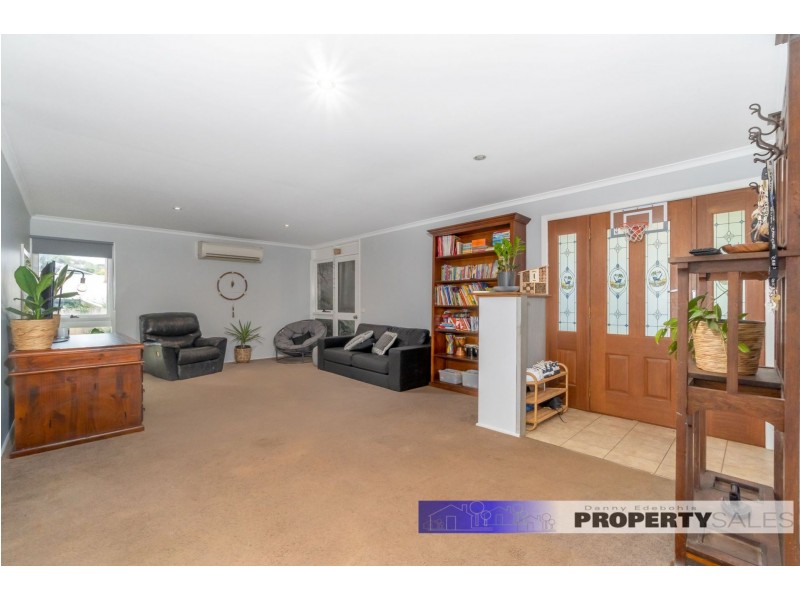 10 St Gwinear Court, Rawson VIC 3825