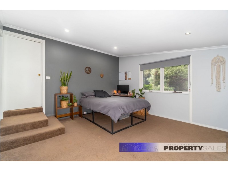 10 St Gwinear Court, Rawson VIC 3825