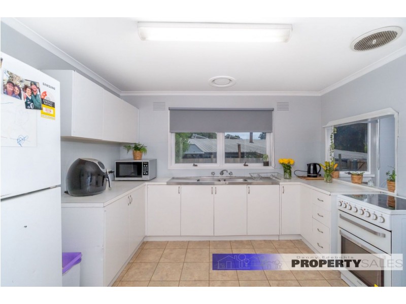 10 St Gwinear Court, Rawson VIC 3825