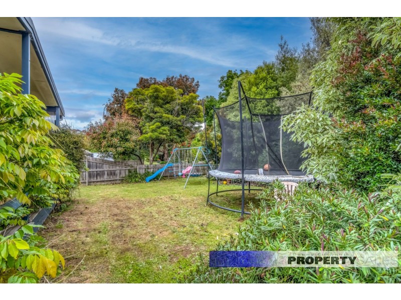 10 St Gwinear Court, Rawson VIC 3825