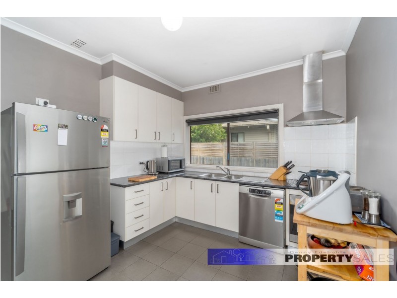 20 Victoria Street, Moe VIC 3825